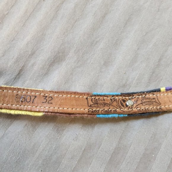 Circle Y of Yoakum Colorful Leather Western Belt Southwestern Design Conchos - Picture 9 of 10